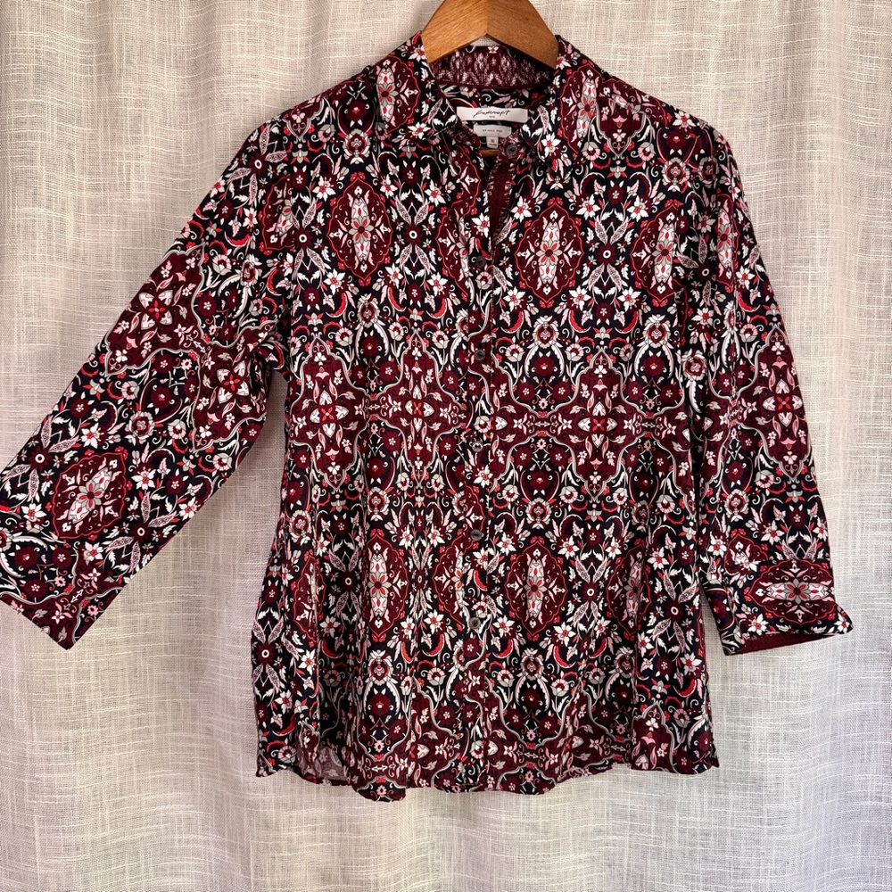 Foxcroft Wrinkle Free Geometric Print Elbow Sleeve Button Down Size 10